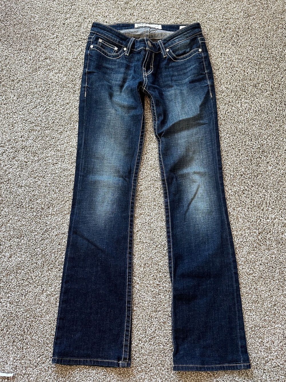 BKE Women's Stella Bootcut Jeans in Dark Blue with Fading